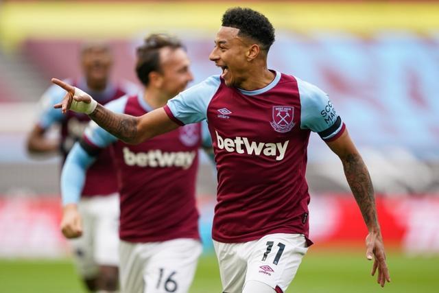 记者：贡萨洛-拉莫斯也在纽卡引援名单中，谢什科仍是首选