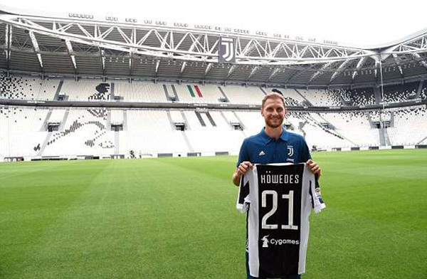 足球训练中如何提升爆发力？（足球训练提升爆发力的实用指南）