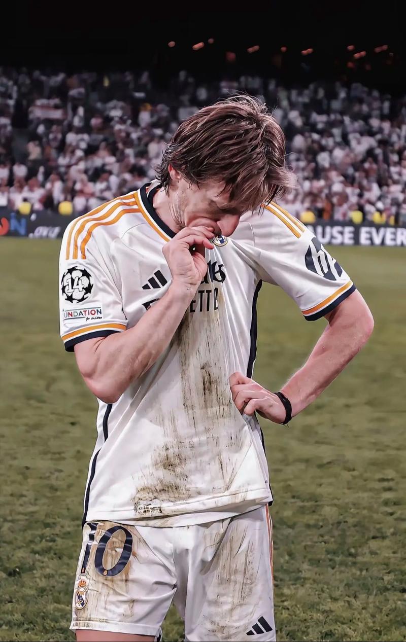 媒体人：徐彬这次留洋是英国俱乐部自己找上来的