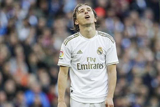 记者：施洛特贝克随队参加德国队训练，基米希继续缺席